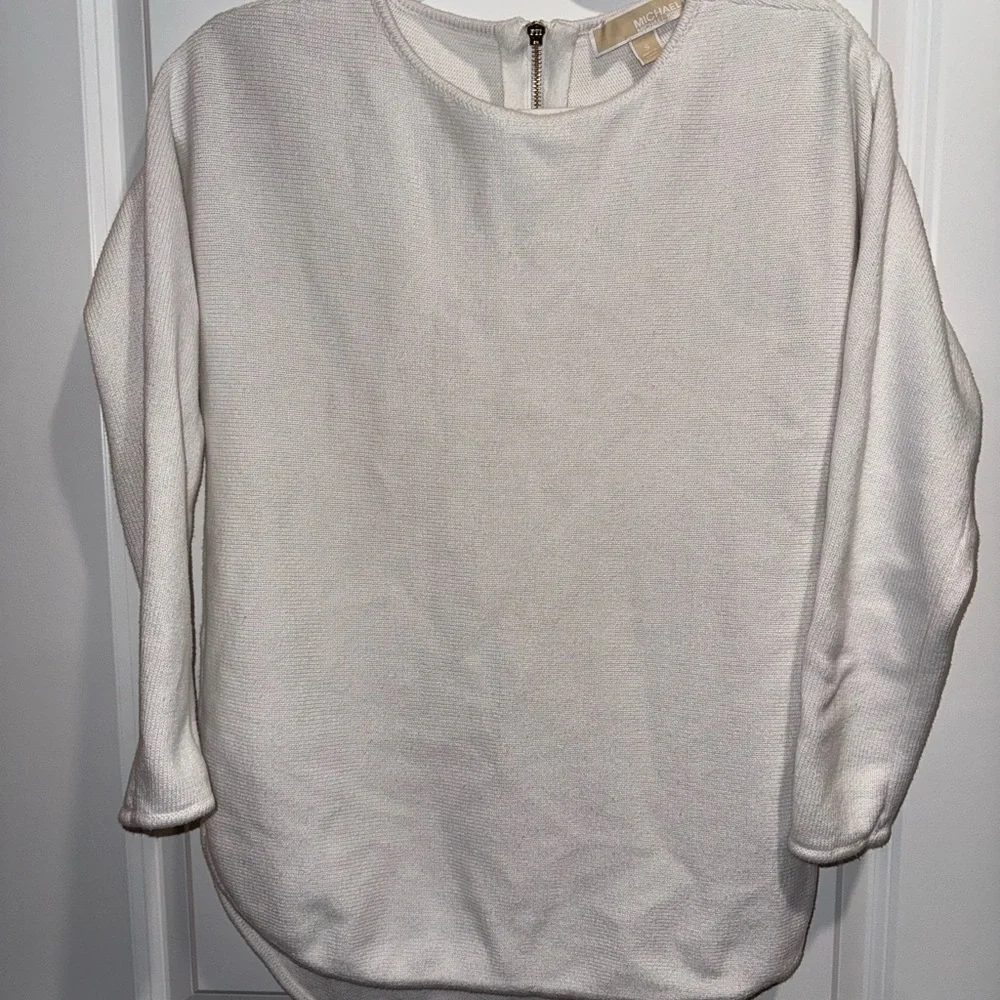 Micheal Kors Women White Crew neck sweater with zip up back top size Small